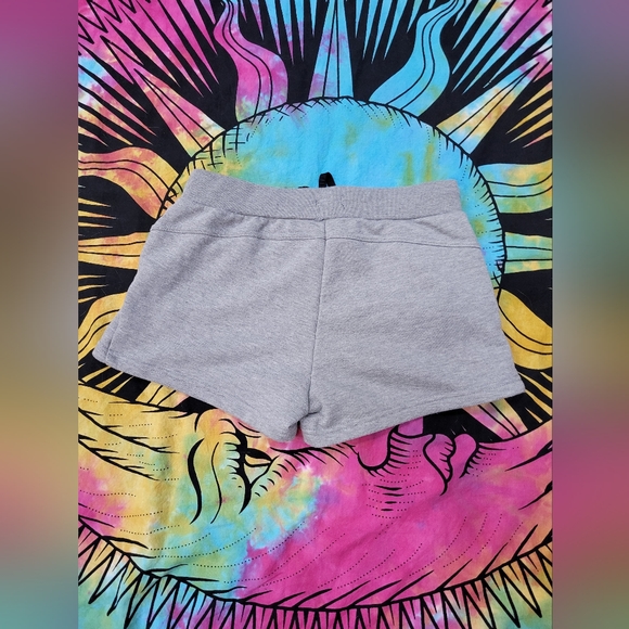 ARDENE Sweat Shorts - Medium - Picture 3 of 5